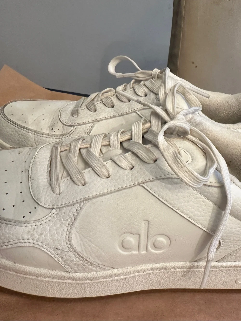 Alo Yoga Sneakers